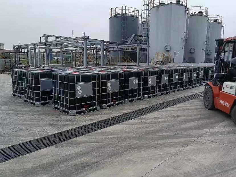 PEG-40 Castor Oil (Castor oil 40 EO, Castor oil ethoxylated 40 EO)